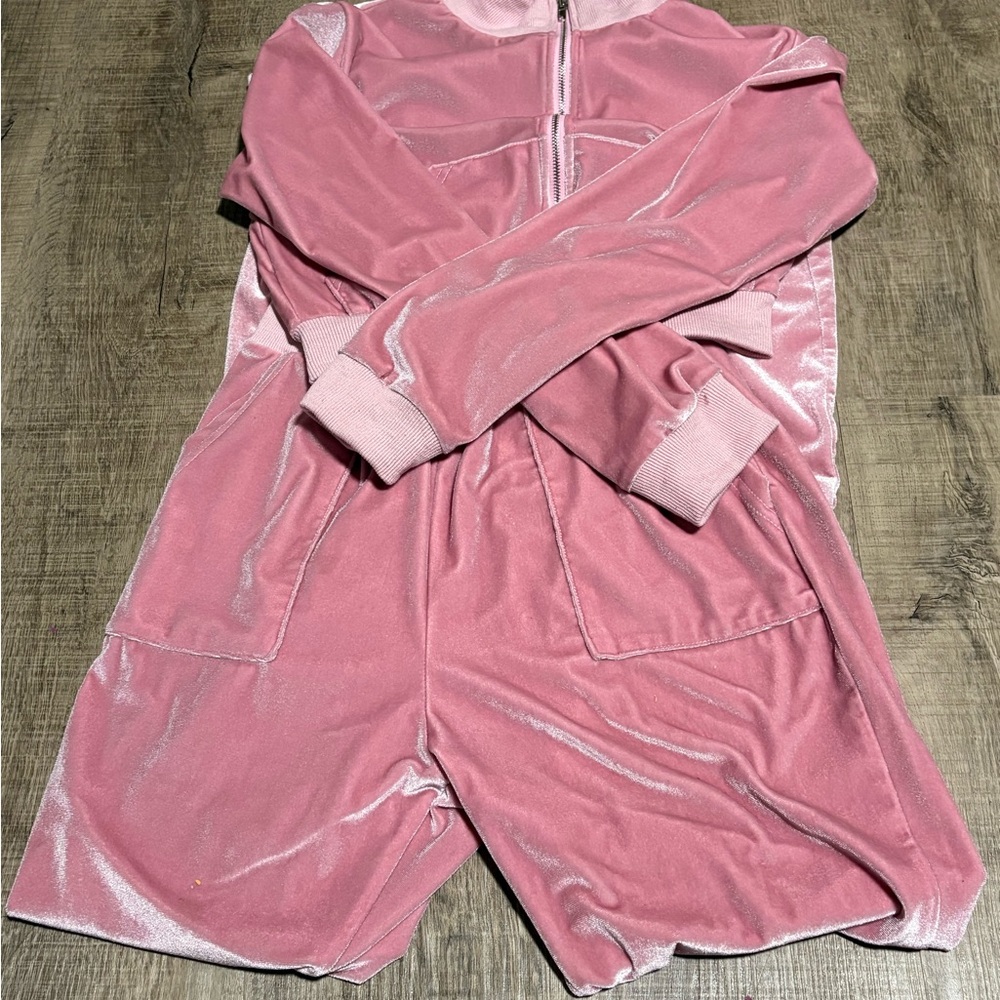 Cozy Pink Velour 2 piece cropped Jogging set